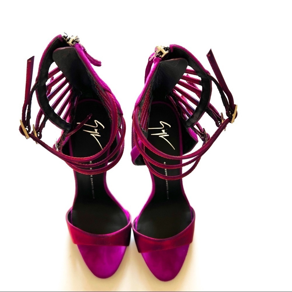 Giuseppe Zanotti Limited Edition Magenta Pink Strap Buckle Sandal Heels 38 - Picture 5 of 11